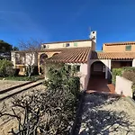 Duplex, 6 Couchages, Parking, Piscine, Tennis شقة